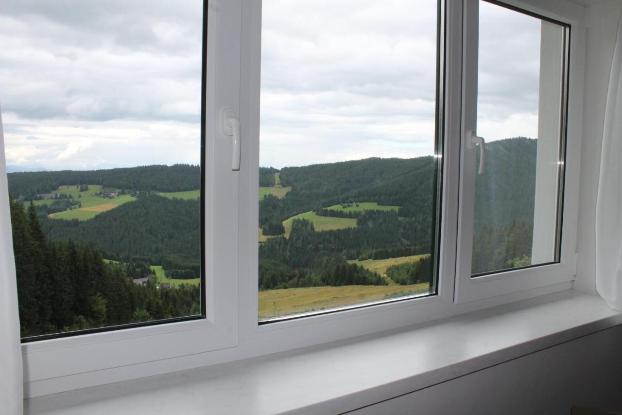 Gaestehaus Hebalm, Family & Friends Auf 900 M2 Wohnflaeche Erleben, Alleinnutzung Moeglich Pack Extérieur photo